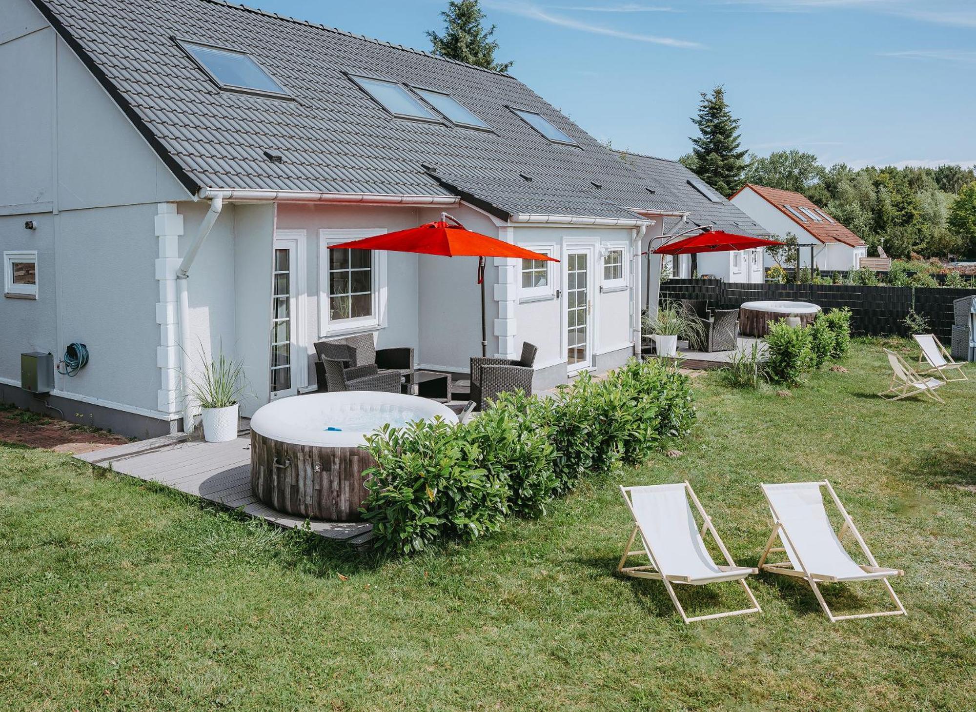Ferienhaeuser Insel Usedom Haus Samara 8 - Blick Aufs Achterwasser! Whirlpool Und Sauna Lutow Экстерьер фото